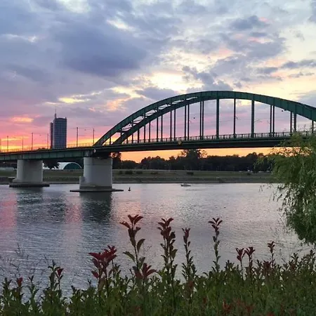 Premium Nb - Waterfront *